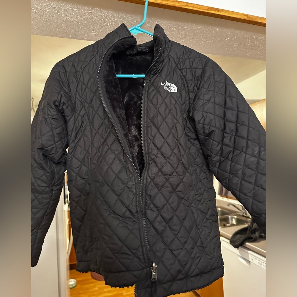 ✨Reversible Girls North Face coat✨